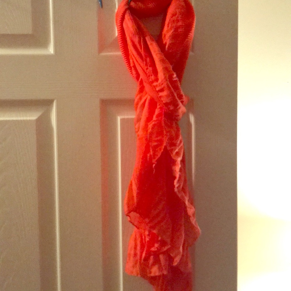 Coral scarf